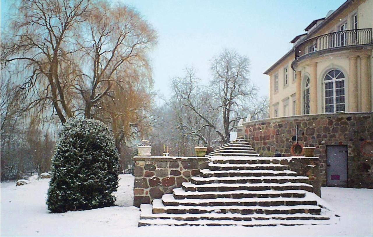 Herrenhaus Luebbenow Exterior photo